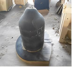 Piasek ceramiczny na powierzchni rdzenia w masie ze szkłem wodnym